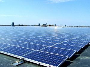 Sistema de estrutura de lastro para montagem em telhado de energia solar fotovoltaica