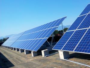 Suporte de montagem de telhado para energia solar fotovoltaica em bloco de concreto