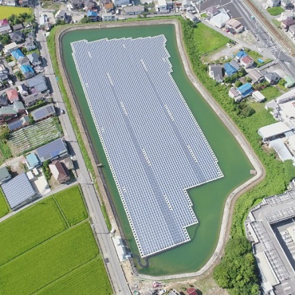 Projeto de energia solar fotovoltaica de 675 kW localizado na Suíça em 2018