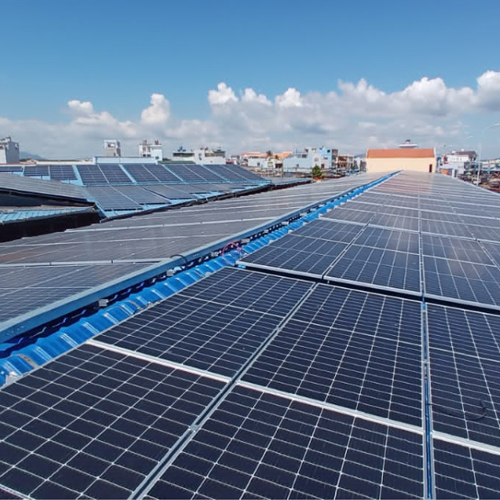 Projeto de montagem de telhado metálico de 4 MW no Vietnã em 2020