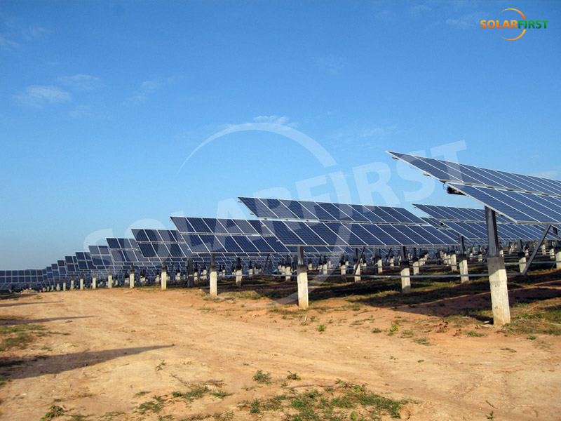 Projeto de rastreamento de eixo único plano de 120 MW na Tailândia