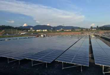 Nossos clientes concluíram projeto solar de 60 MW na Malásia