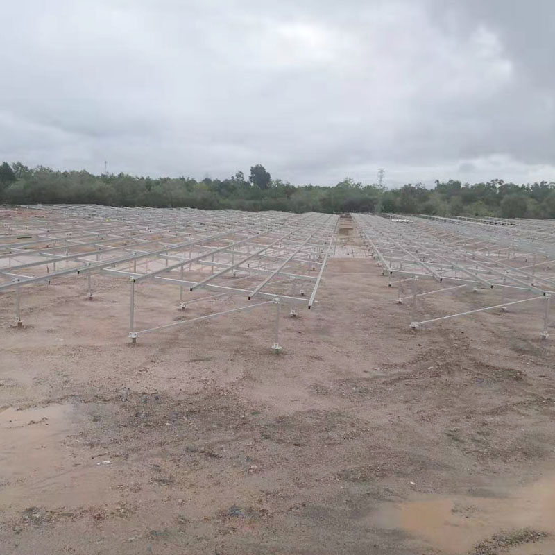 Projeto de montagem solar terrestre de 6.164 MW na Malásia em 2019
