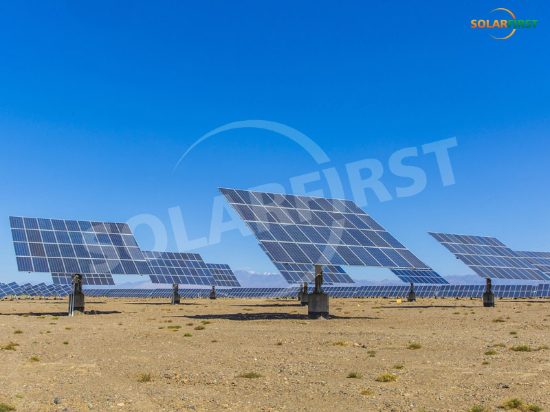 Projeto de rastreamento de eixo duplo Xinjiang Hami 1MW