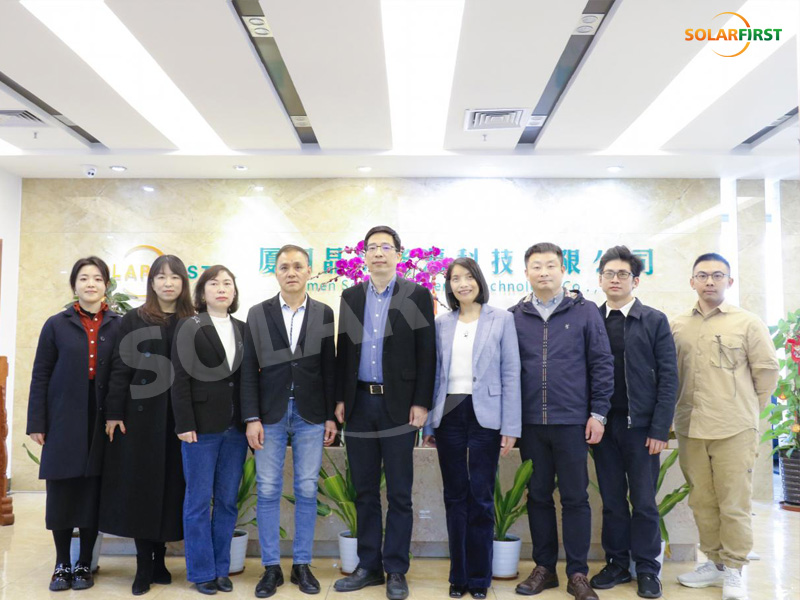 Boas notícias: Xiamen Haihua Power Technology Co., Ltd. e Xiamen SolFirsTech Group assinaram um acordo de cooperação estratégica