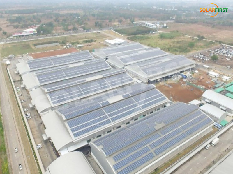 Projeto de usina de energia de telhado de 8,8 MWp na Tailândia