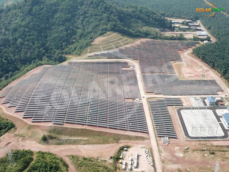Projeto de Usina Terrestre de 45 MWp na Malásia