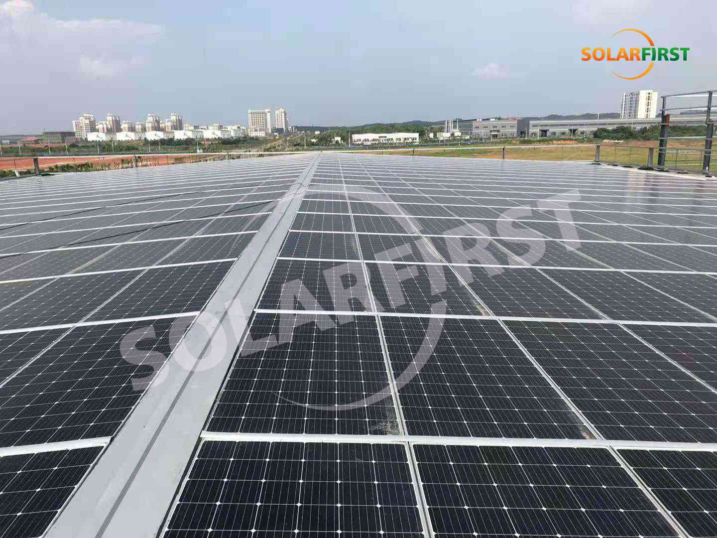 Projeto de telhado BIPV de 5,6 MWp em Zhanjiang, Guangdong